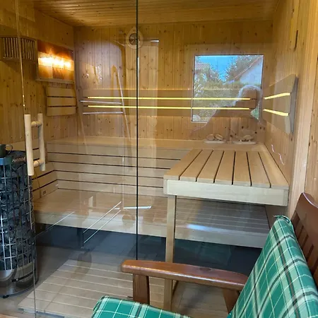 Ekodum V Romanticke Zahrade Vakantiehuis