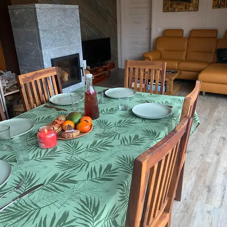 Vakantiehuis Ekodum V Romanticke Zahrade Velka Bukova (Rakovnik)